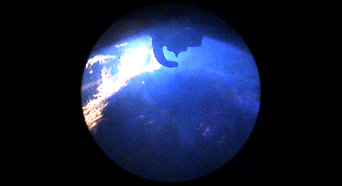 ハイスピードカメラ（高速度カメラ）によるエンジン燃焼の撮影