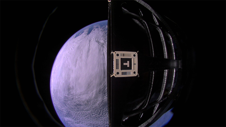 新発想のモーションキャプチャシステム「6D-MARKER®」が「小型実証衛星1号機」（RAPIS-1）の「軽量太陽電池パドル」（TMSAP）に搭載