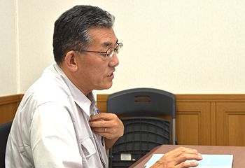 「加須工場で製造している製品の内、アルミ製クリーンブースは約半数です。」と語る金子氏
