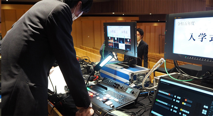 東放学園専門学校、URSA Broadcast G2とATEMスイッチャーを入学式のライブプロダクションに使用
