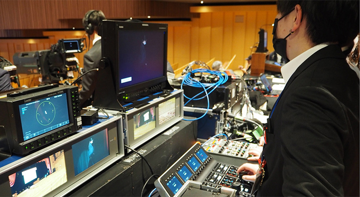 東放学園専門学校、URSA Broadcast G2とATEMスイッチャーを入学式のライブプロダクションに使用
